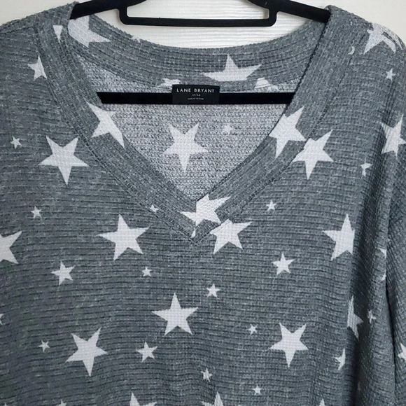 Lane Bryant Star Thermal Top Size 14/16 - Picture 3 of 5